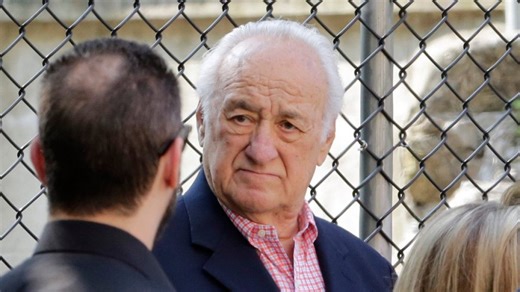 'Sopranos' star Jerry Adler, Broadway backstage vet turned late-in-life actor, dies at 96
