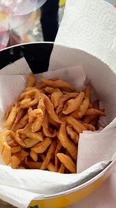 Make this crowd pleasing Ghanaian chips with me. This was my very first time actually making chips and my oh my! It was so so good. I made this at #campchow23 Here is everything I used - all purpose flour - magarine - milk - Rggs - sugar - salt - nutmeg - onions - garlic I’m definitely trying it again soon! I remember I used to save money so that I can buy some from the roadside after school 😄 If you have to choose between chips and chin chin ( atwomo) which one will you go for? . : . . . #ghan
