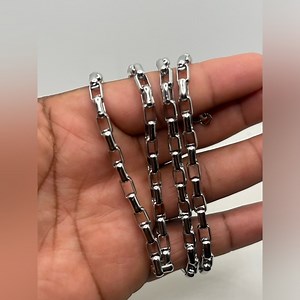 Stainless steel Elegant Silver Chain Necklace for Men