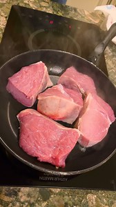 834K views · 14K reactions | Un ptit moment de cuisine à la maison entre 2 tournages et 8 services  Un veau magique que j'ai sélectionné pour vous et que j'ai plaisir à cuisiner, bon et puis avec un Volnay Comte Armand faudrait être difficile pour ne pas se régaler. A bientôt les amis et bon régalade. #Gastronomie #france #foodlover #bretagnetourisme #bretagne #ChezErwan #madeinfrance #veausouslamere #volnay Comte Armand | Chez Erwan | Facebook