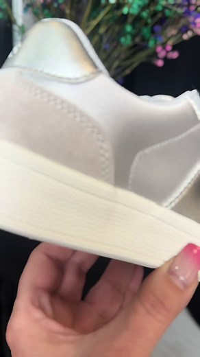 Filmy użytkownika Salon obuwniczy Pro-moda (@salonobuwniczypro_moda) z muzyką No Lie - Sean Paul