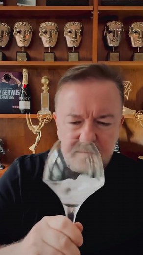 Looks good on the shelf. Even better in a glass. 🌿 Naturally flavoured with real ingredients ⚙️ Handcrafted in small batches 🥃 Crisp, clean and smooth flavour 🍏 Made in Britain from British apples Dutch Barn. | Dutch Barn Vodka