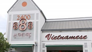 Man charged for allegedly causing 'extensive damage' to southeast Austin restaurant