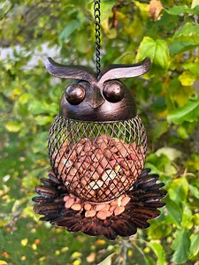 Iron Bird Feeder, Owl Garden Decoration, Outdoor Decor, Bronze Iron Garden Accessory, Metal Hanging Bird Feeder, Gardening Gift - Etsy Canada