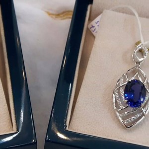 #White Gold Pendants# With Tanzanites Stones #High Grade Quality# | Gem Tanzanite