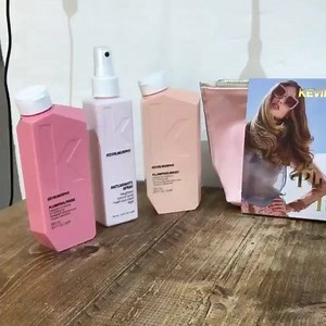 Kevin Murphy plump it up includes - PLUMPING WASH- Densifying...