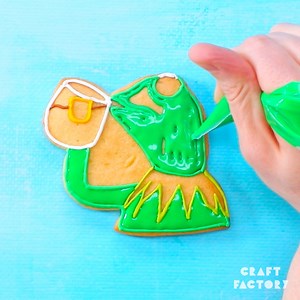 The most satisying icing process! 😍 | Craft Factory