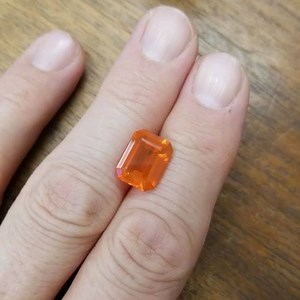 Mexican 🔥 opal. #zomacolor #opal #fireopal #mexicanopal #mexicanfireopal #livelifecolorfully #gemstones #gems #agta_gems | Zoma Color