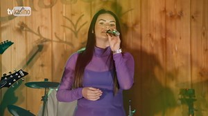 109K views · 2.5K reactions | Aspero a Zuzana Hepnerová: Hore dolinami / Študentská halenka https://tvkasino.sk/muzikanti-hrajte-38/ #Aspero #ZuzanaHepnerova #tvkasino #MuzikantiHrajte #KlimentMedia #SemesRecording #PesnickyZKasina #Slager #Stodola | Pesničky z kasína | Facebook