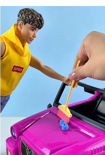 Ken made Barbie angry.#barbiegirl #barbieandken #Barbiesdailylife #toys