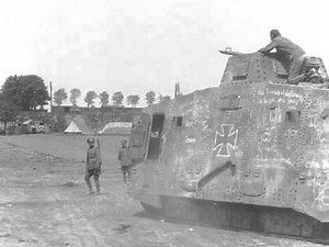 Testing WW1 German A7V Tank “Elfriede”