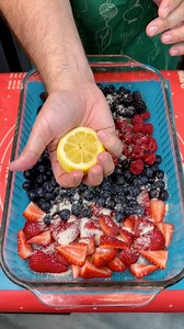 Our favorite summer fruit dump cakes #inthekitchenwithkurt #strawberry #cake #summerfood | Café Moucha