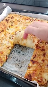 Easy pizza 🍕 #recipe | Sümeyra Koca
