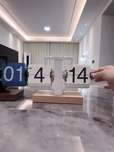 Heayzoki Flip Desk Clock, Retro Digital Flip Down Clock, Automatic Turning Battery Operated Mechanical Clock with Rotating Knob for Home Room Office Decoration (Black)