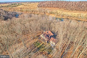 222 Barred Owl Ln, Boyce, VA 22620 - MLS VACL2006258 - Coldwell Banker