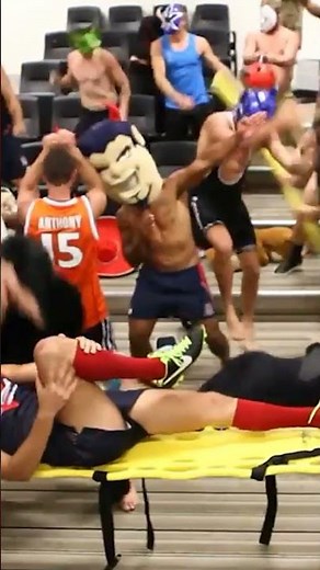 Best video on the internet?! 🕺 2013 Harlem Shake. #afl #melbournedemons #footy