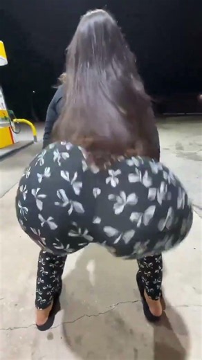 Big booty twerk compilation #twerk #twerking 6