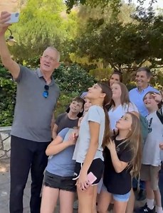 ח״י בשביל ישראל: הפרק השמיני. אתם. אני. 18 סיורים ברחבי ישראל. והפעם, השדרה הצפון-מזרחית של מדינת ישראל. תושבי צפון השרון, מוכנים? אני מגיע. | בני גנץ - Benny Gantz