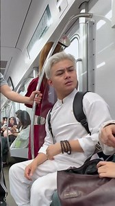 DK- Finding a Smart Way to Help a Pregnant Woman #DuchaKind #Kindness #respect