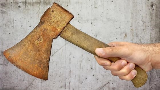 From Rust to Razor Sharp - Helko Werk Axe Restoration