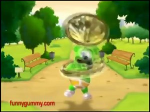 Itt Van A Gummimaci - Full Length Hungarian V