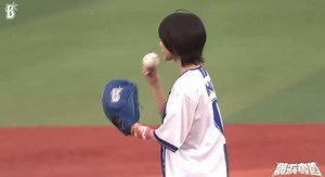 初めて見た。最強にかわいくてかっこいいあのちゃんのノーバン始球式みんな見て！#あの #ano #あのちゃん始球式