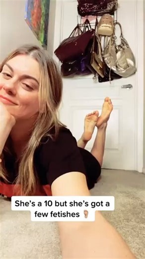 Lindsey Shaw soles