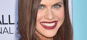 Alexandra Daddario Braless In Transparent Dress Highlights Her Amazing 'Pair'