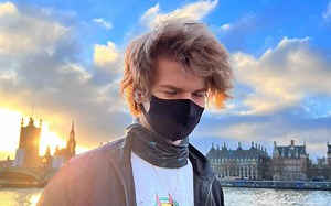 "I accidentally gambled": Minecraft star Ranboo accidentally gambles in an arcade