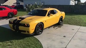 Mopar Burnouts In The Driveway! | TKR Motorsports