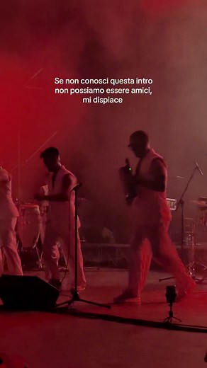 Me Emborracharé: Un viaggio nelle tradizioni latine