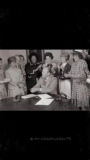 Remember when Republican President Ford signed the Equal Credit Opportunity Act (ECOA) in 1974, guaranteeing women nationwide access to credit and banking services? I guess they had better Republicans back then. #goodnostalgia | Sketchy Wisdom - Political Commentary at its Sketchiest