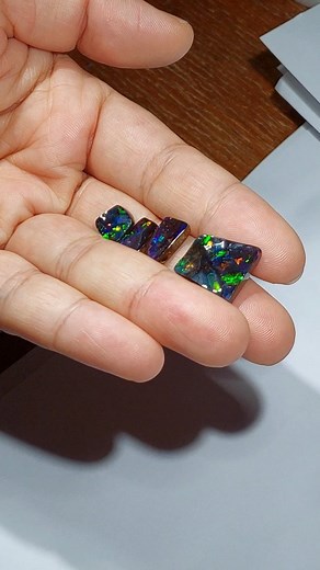 Lost for Words! 😍✨ These boulder opals have left us absolutely speechless! Their vibrant colors and sheer beauty are beyond description. We can't help but appreciate these incredible gems listed on OpalAuctions. They're a true feast for the eyes! 🤩💎 #LostForWords #GorgeousGems #opalappreciation #opalauctions | Opal Auctions