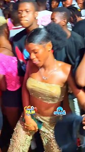 2K views · 13 reactions | Her, blood dey hot, Like this now, Princess feels she won't gets old and will live forever... This girl is capable of causing 50 men Kidney failure every week because of depression, oppression, dejection, suffocation and all the ...tions they will get from her藍藍藍 | SK Prestige Satellite | Facebook