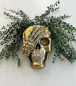 Unique Skull Wall Planter, Gothic Flower Pot for Indoor Outdoor Plants, Hanging Face Head Planters with Drainage Hole, Spooky Skeleton Decor for Home, Skull Planter Gift for Halloween(Gold)