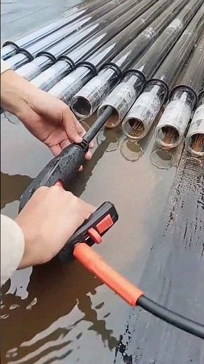 Cleaning process of solar vacuum tubes