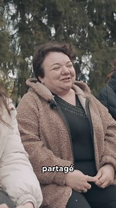 1.2K views · 14 reactions | En Ukraine, la guerre a rendu veuves des dizaines de milliers de femmes. En plus de l'épreuve de la perte, celles-ci doivent affronter l'isolement et faire reconnaître leurs droits auprès de l'Etat ukrainien. ⤵ https://arte.app.link/ukrainelepaysdesveuves | ARTE Info | Facebook