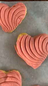 2.5K views · 105 reactions | Vegan conchas, tender enriched yeast rolls topped with a crunchy cookie topping, and one of the most iconic varieties of pan dulce. https://dorastable.com/vegan-concha-recipe/ #veganmexicanfood | Dora's Table Vegan Mexican Recipes | Facebook