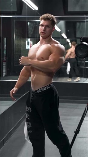 jet ohler #motivation #aestheic #aestheticgym #aesthetic #posing #model #gymexercises #hunk