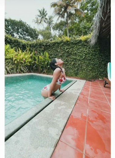 Water Babe in Pulsar Bike ❤️😍❤️ Samyuktha Menon #shortsvideo #viral #ytshorts #ytindia #shorts