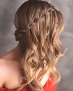 Waterfall braid side-swept style.  | Kipozi | Facebook