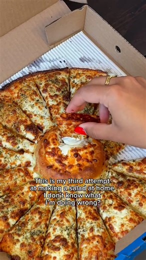 Why is this happening to me? 😮‍💨 #Foodie #Pizza73 #VolcanoPizza | Pizza 73