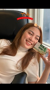 ✨ Say goodbye to acne and hello to glowing skin with YSA Botanica Green Papaya Soap! Enriched with Virgin Coconut Oil and a powerful whitening formula, this soap is your go-to for clearer, brighter skin. Perfect for acne-prone skin! 🧼💚 You may purchase from our Official Stores 🛍️Shopee: https://shopee.ph/ysabotanica 🛍️Lazada: https://www.lazada.com.ph/ysa-botanica #YSABotanica #GreenPapayaSoap #AcneSolutions #SkinWhitening #VirginCoconutOil #GlowUp | Ysa Botanica