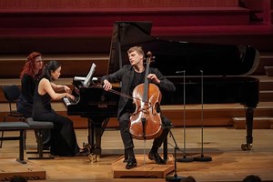 Magic first notes of the Finale from Poulenc Cello Sonata FP 143 ✨ 🎶 Interpreted by Marcel Johannes Kits, 2022 Third Prize, and pianist Naoko Sonoda, in 2022 🔜 Upcoming Queen Elisabeth Competitions: • Piano 2025 • Cello 2026 • Voice 2027 • Violin 2028 | Queen Elisabeth Competition