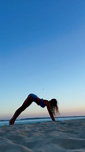 Finding balance and peace with some beachside yoga 🌊✨ #MindBodySoul #dancelife | Sienna Kyria