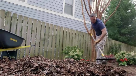 True Temper 18 in. Steel Handle Aluminum Blade Snow Shovel 1641000