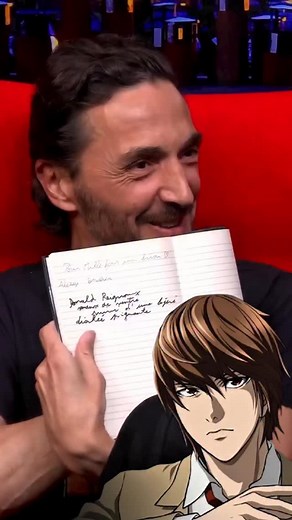 Qui veut se faire dédicacer son Death Note par Alexis Tomassian ? 🤓 #streamvf #doublage #vf #onregardequoi #deathnote | Stream VF