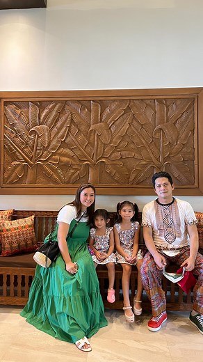 mariel padilla on Instagram: "We went to Balesin with the Arroyos!!!!!! All the fun we had is on my YouTube channel tonight at 8pm. Link is on my bio 殺 sooo much fun!!! First time namin hehehe"