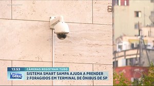 10K views · 286 reactions | Em apenas cinco minutos, dois foragidos foram presos no terminal de ônibus em Itaquera, zona leste de São Paulo, graças ao sistema Smart Sampa. As câmeras identificaram dois homens procurados pela Justiça: um por estupro de vulnerável e outro por tráfico de drogas. #BalançoGeral #NotíciasBGT | Balanço Geral | Facebook