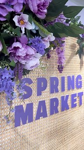 As Miranda Priestly might say, “Florals? For spring? Groundbreaking.” We couldn’t resist sharing some of our favorite floral moments from Spring Market 🌼🌸🌺 #AtlMkt #Americasmart #atlanta #market #devilwearsprada Created By in Fieldstone Tag Capri Blue in Ivystone C∙R∙Gibson Accent Decor, Inc. Soicher Marin | AmericasMart Atlanta